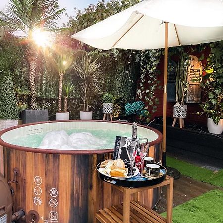 Lush Boutique Rooms แคนเทอร์เบอรี ภายนอก รูปภาพ