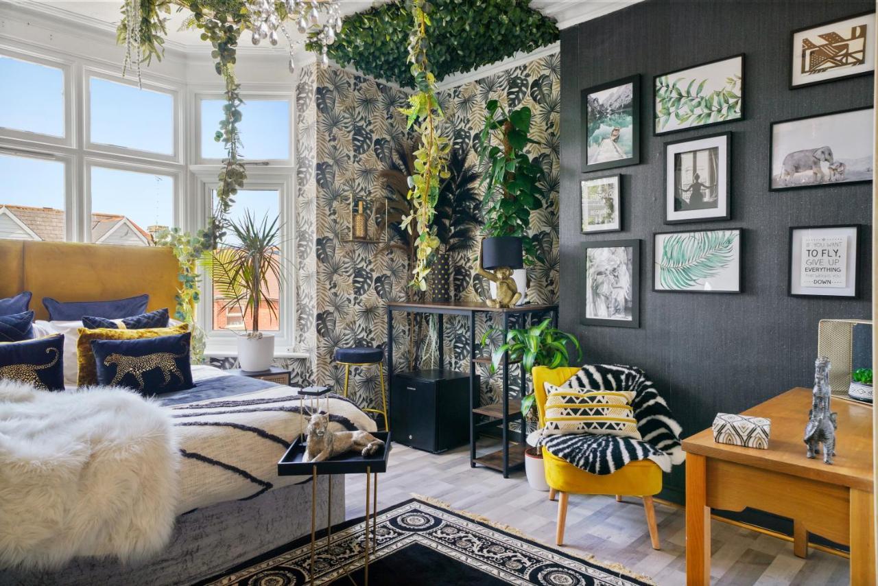 Lush Boutique Rooms แคนเทอร์เบอรี ภายนอก รูปภาพ